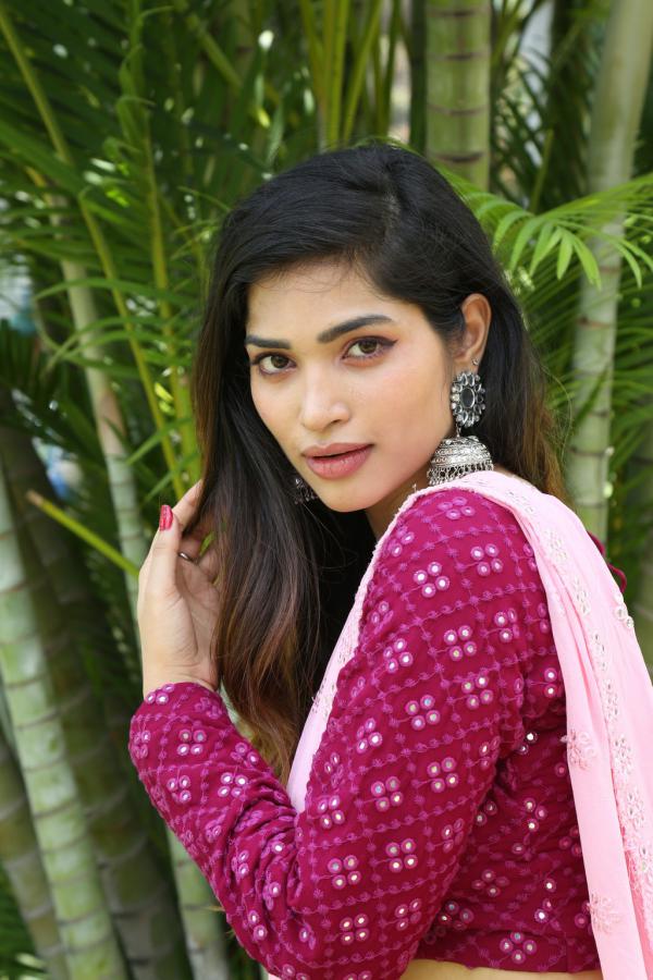 subhasree-stills-3.jpg