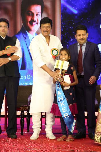 suchirindia-foundation-29th-national-state-level-awards-at-ravindra-bharathi-15.jpg