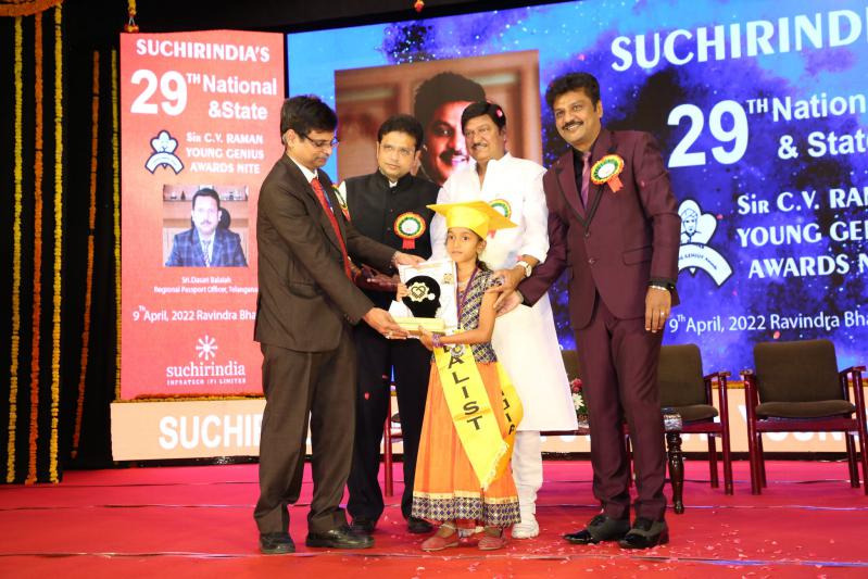 suchirindia-foundation-29th-national-state-level-awards-at-ravindra-bharathi-7.jpg