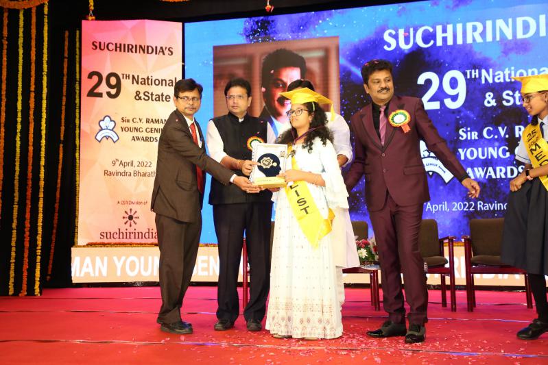 suchirindia-foundation-29th-national-state-level-awards-at-ravindra-bharathi-8.jpg