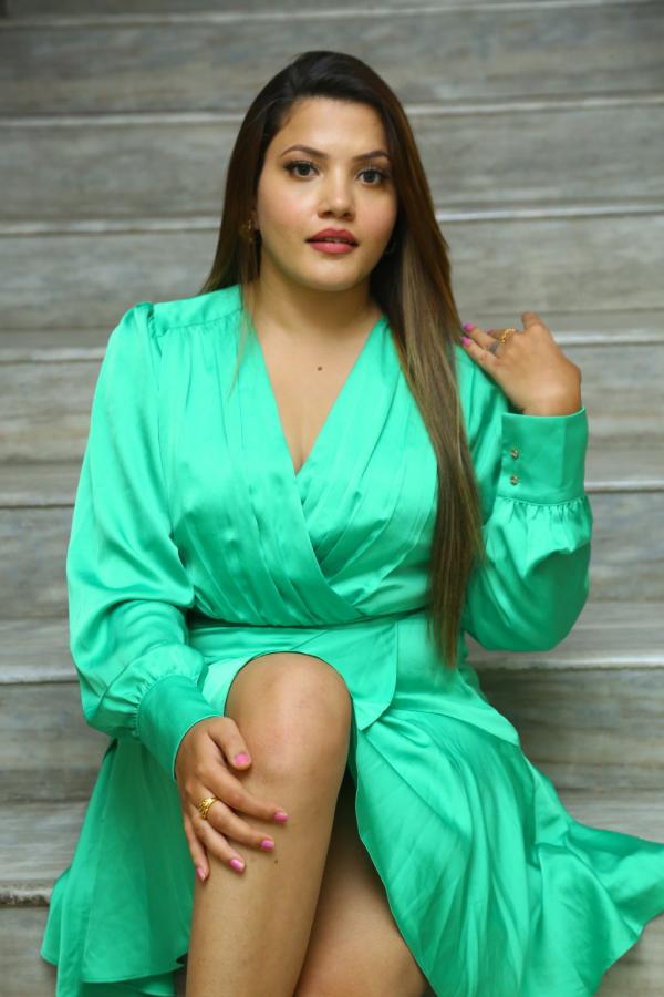 sunitha-pandey-stills-10.jpg