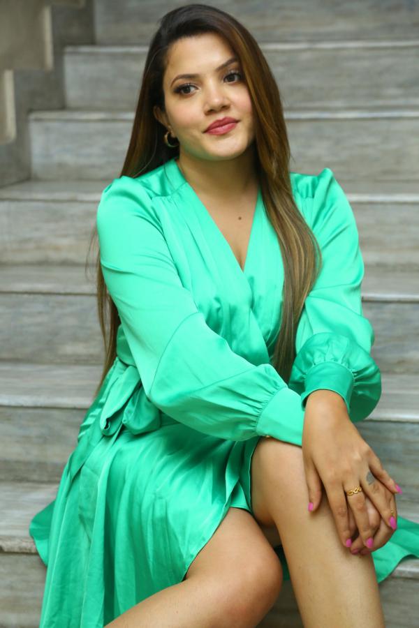 sunitha-pandey-stills-11.jpg