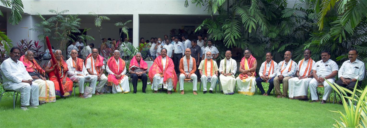 swearing-ceremony-of-members-of-ap-dharmika-parishad-11.jpg