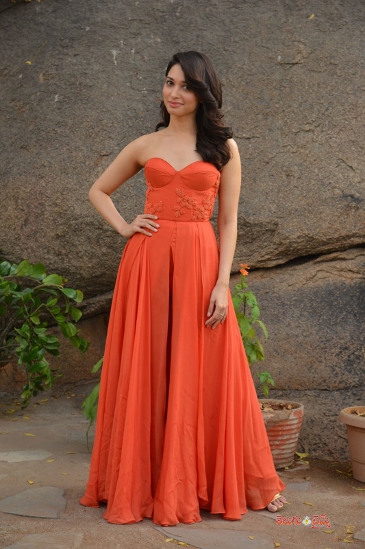 tamanna-12345-8-1458577988.jpg