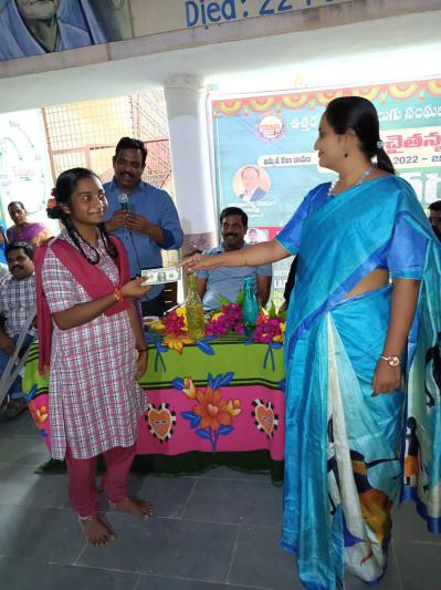 tana-adarana-distributed-rugs-to-kgbv-school-3-dec-2022-5.jpg