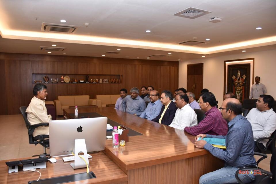 tana-babu3-1482230764.jpg