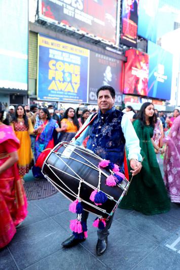 tana-bathukamma-celebrations-in-ny-8-oct-2022-17.jpg