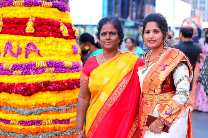 tana-bathukamma-celebrations-in-ny-8-oct-2022-21.jpg