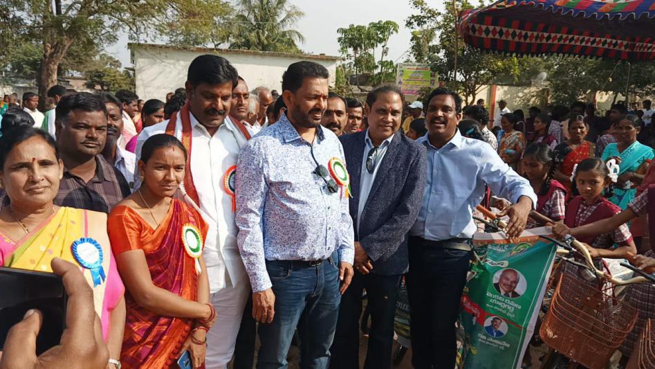tana-chaitanya-sravanthi-at-nerada-village-6-dec-2022-4.jpg