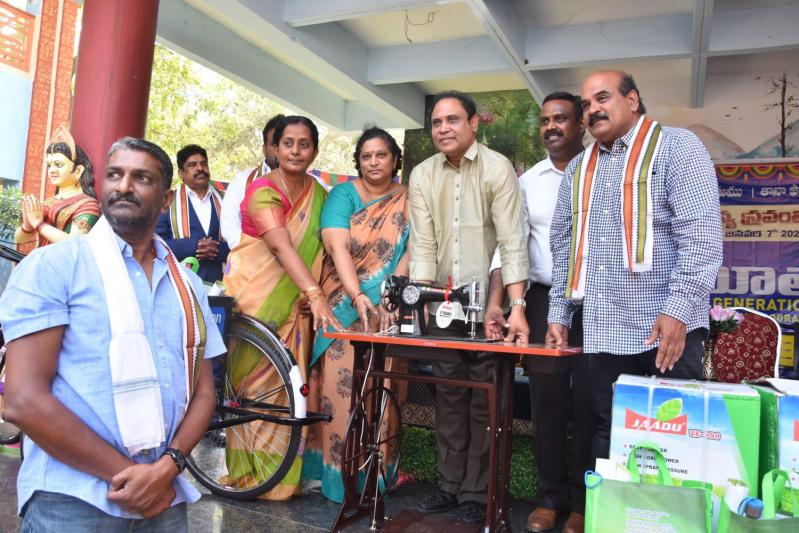 tana-chaitanya-sravanthi-program-in-penamaluru-24-dec-2022-10.jpg