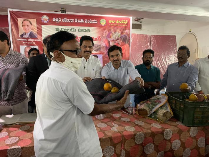 tana-distribution-of-cold-blankets-in-tanuku-21-dec-2021-6.jpg