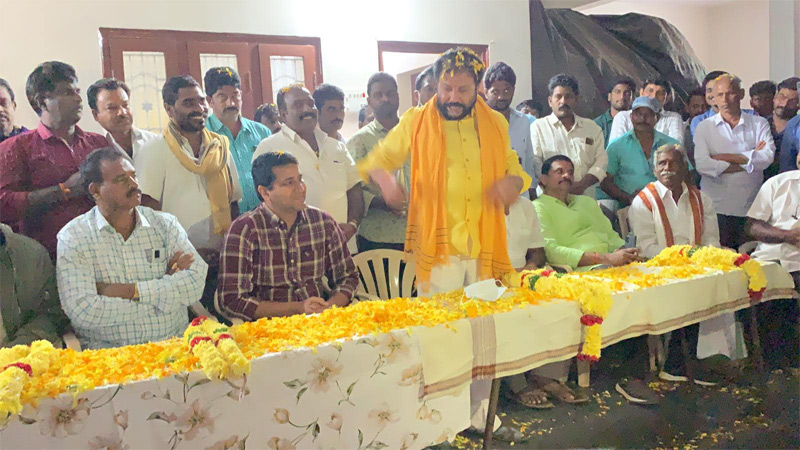 tana-donates-blankets-and-oxygen-concentrators-25-dec-2021-2.jpg
