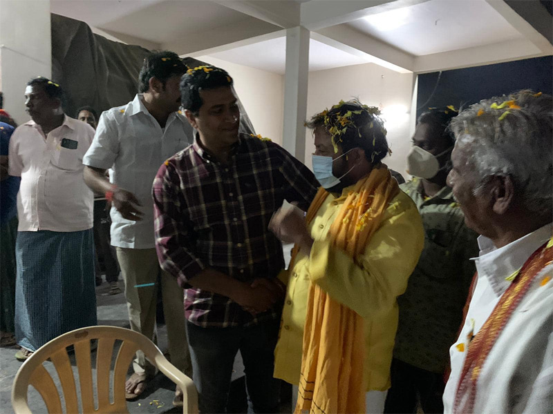 tana-donates-blankets-and-oxygen-concentrators-25-dec-2021-7.jpg