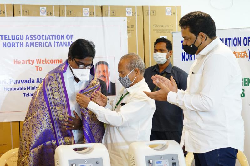tana-donates-oxygen-concentrators-at-hitex-12-june-2021-6.jpg
