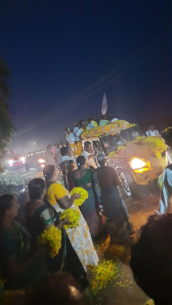 tana-executive-vice-president-niranjan-srungavarapu-car-rally-5.jpg