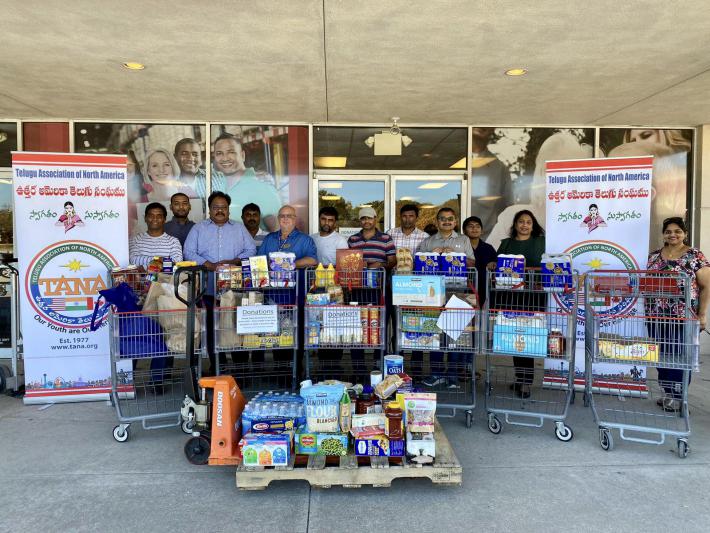 tana-food-drive-in-dallas-10-dec-2021-6.jpg