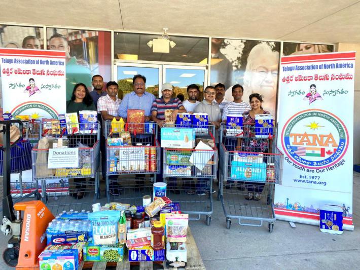 tana-food-drive-in-dallas-10-dec-2021-7.jpg