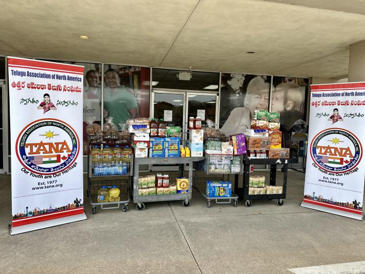 tana-food-drive-in-dallas-21-dec-2022-2.jpg