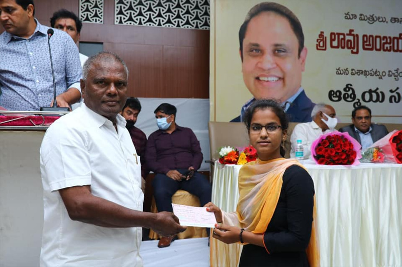 tana-foundation-distribution-of-scholarships-to-students-24-dec-2021-4.jpg