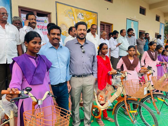 tana-foundation-donates-bicycles-to-students-5-dec-2022-7.jpg