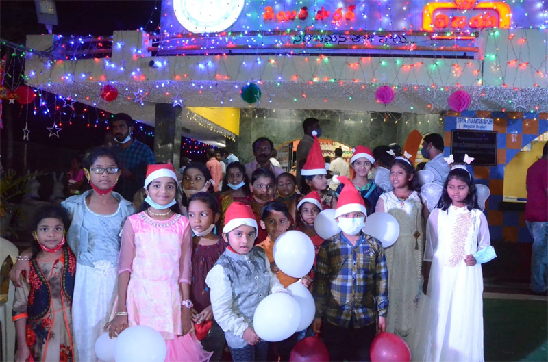 tana-leaders-participated-christmas-celebration-20-dec-2021-5.jpg
