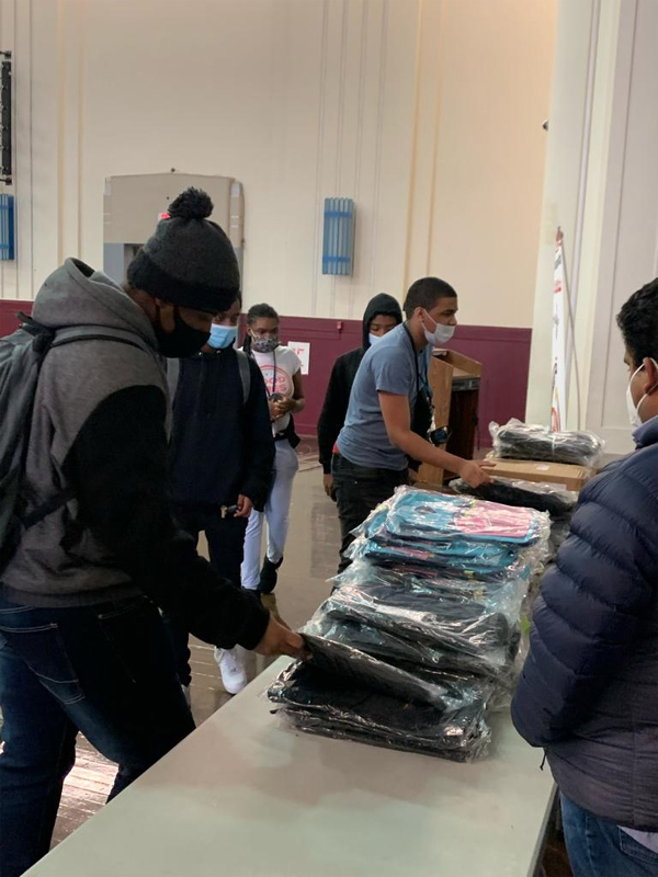 tana-mid-atlantic-team-donates-school-bags-in-philadelphia-3.jpg