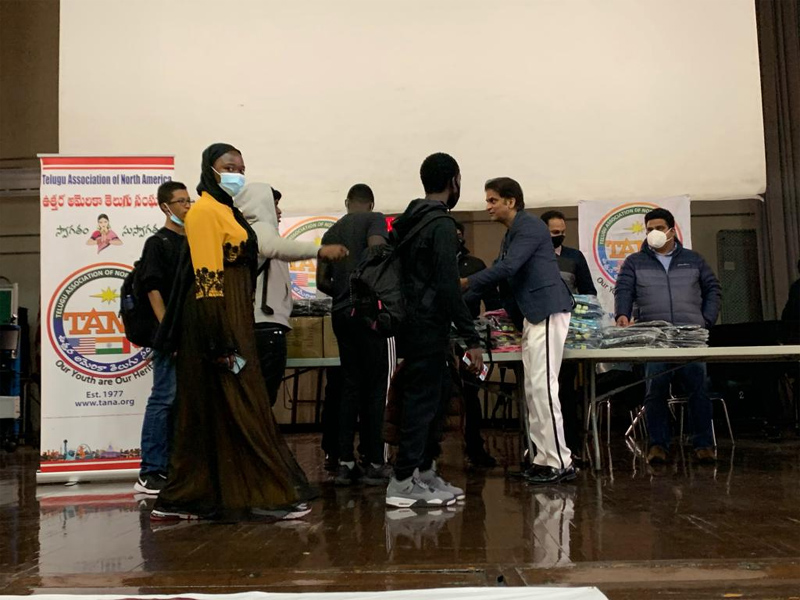 tana-mid-atlantic-team-donates-school-bags-in-philadelphia-6.jpg