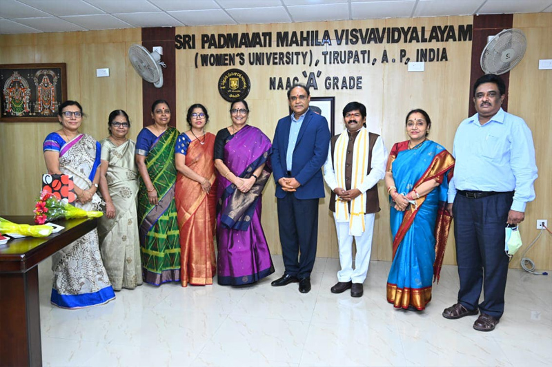 tana-mou-with-padmavathi-mahila-university-10-dec-2021-3.jpg