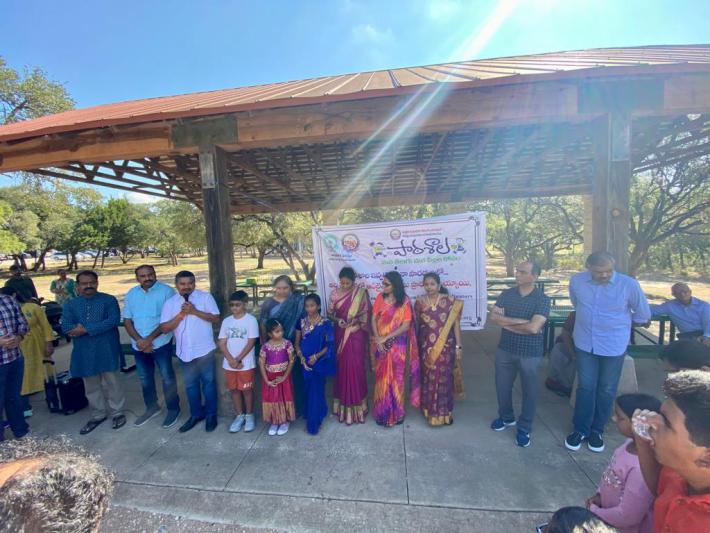 tana-paatasala-books-distributed-in-austin-5.jpg