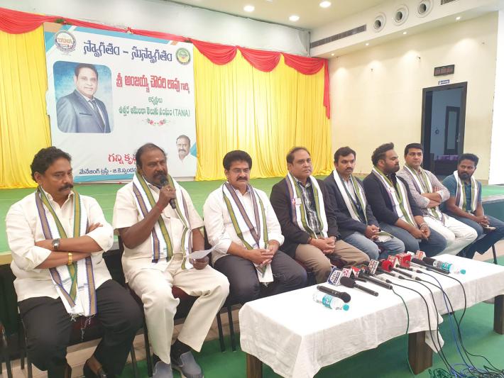 tana-president-anjaiah-chowdary-press-meet-in-rajahmundry-10.jpg