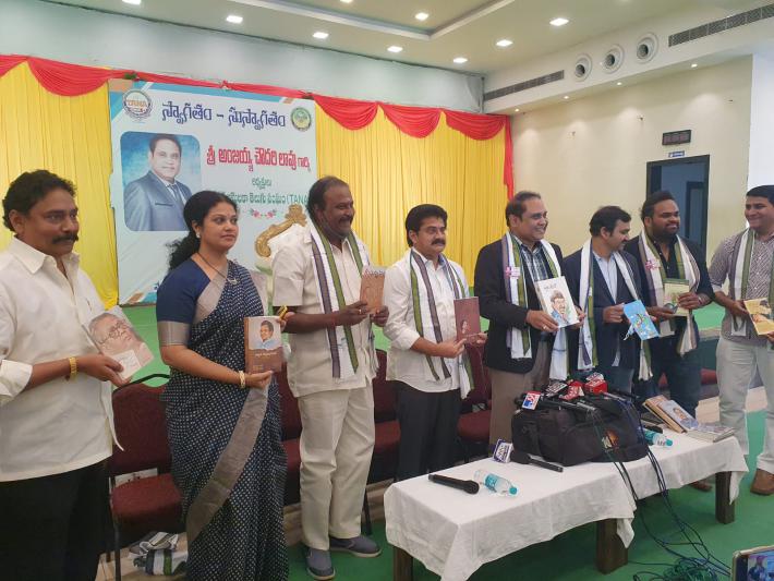 tana-president-anjaiah-chowdary-press-meet-in-rajahmundry-4.jpg