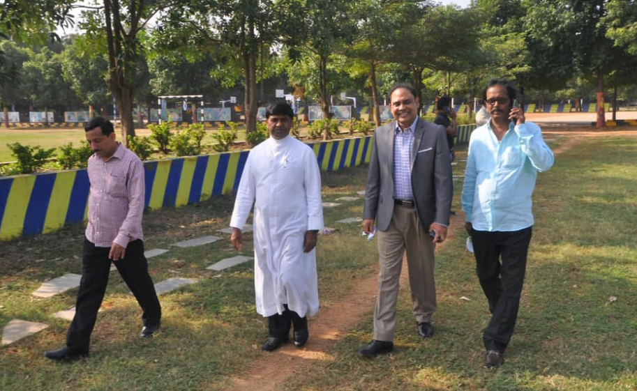 tana-president-participates-balotsavam-event-at-vs-saint-johns-school-7.jpg