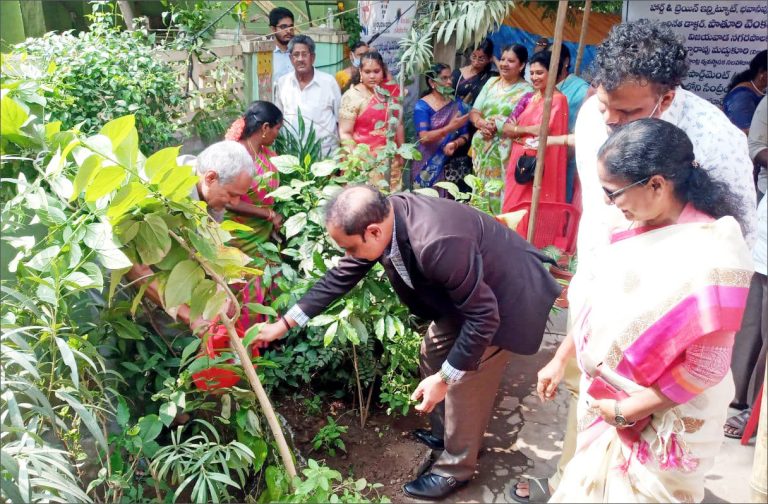 tana-president-participates-workshop-on-making-vermicompost-in-vijayawada-12.jpg
