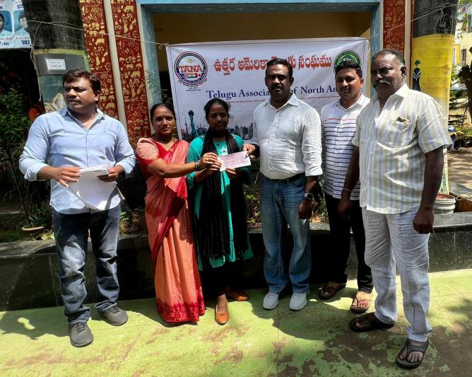 tana-scholarships-to-the-students-in-penamaluru-1-oct-2023-13.jpg