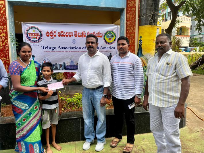 tana-scholarships-to-the-students-in-penamaluru-1-oct-2023-4.jpg