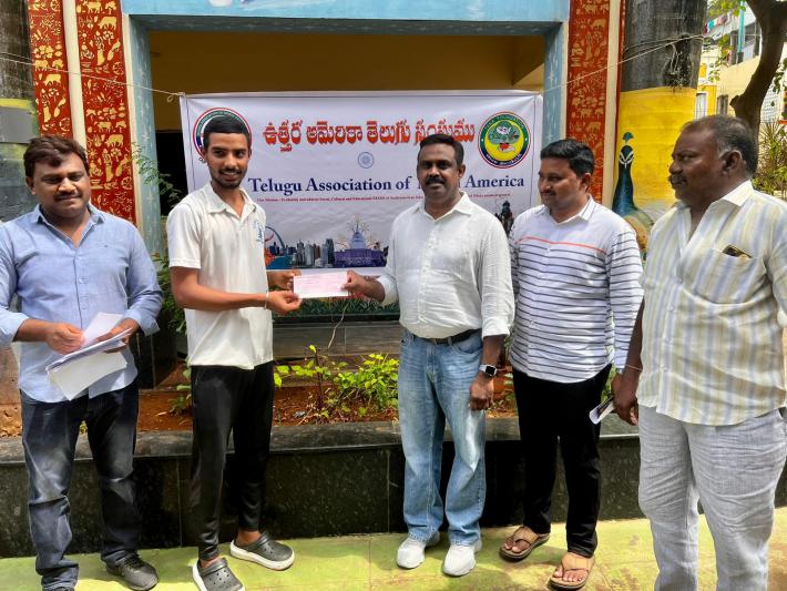 tana-scholarships-to-the-students-in-penamaluru-1-oct-2023-5.jpg
