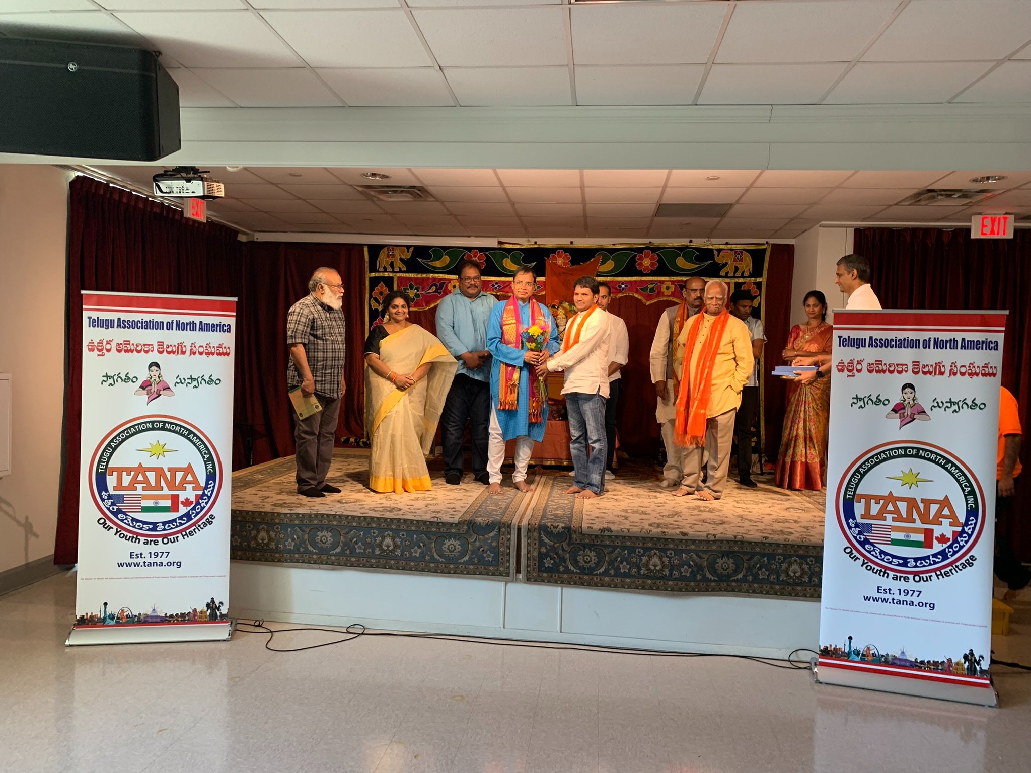 tana-tantex-felicitates-by-jonnavithula-in-dallas-25-june-2022-6.jpg