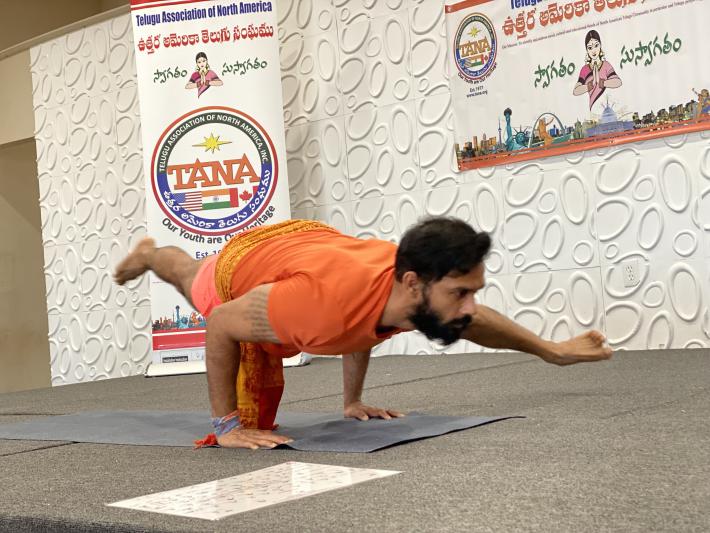 tana-train-like-a-himalayan-yogi-event-in-dallas-7-aug-2022-13.jpg