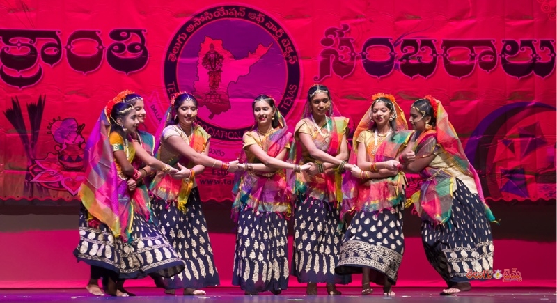 tantex-sankraanti-sambaralu_performance-2-1453480715.jpg