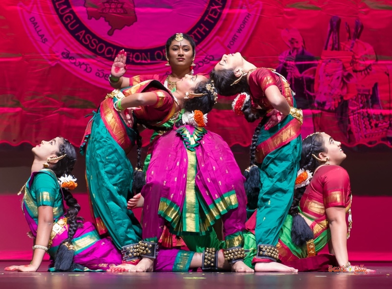 tantex-sankraanti-sambaralu_performance-4-1453480716.jpg