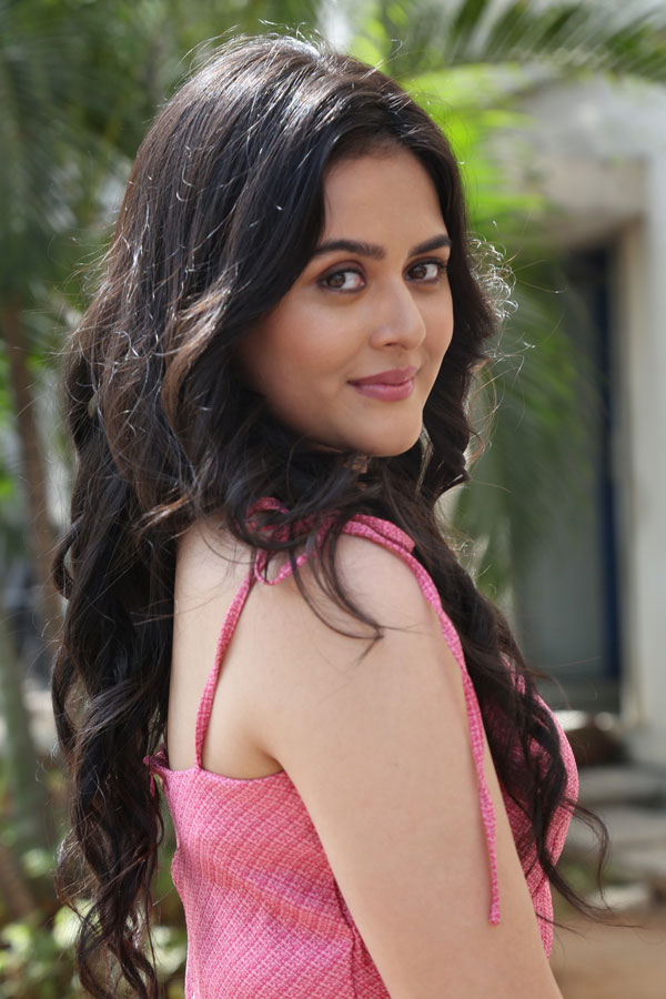 tanvi-negi-stills-13.jpg