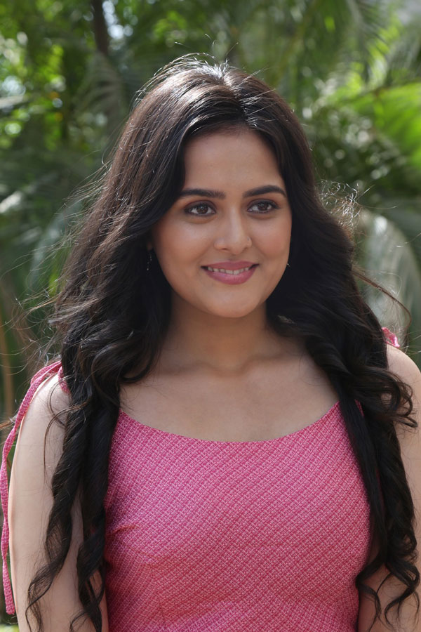 tanvi-negi-stills-25.jpg