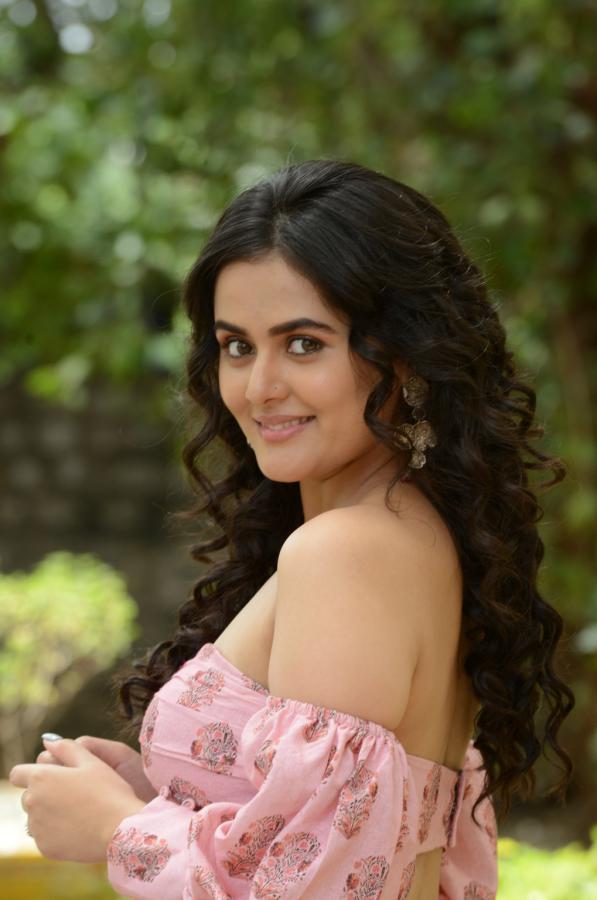 tanvi-stills-2.jpg