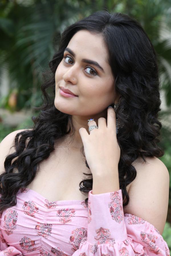 tanvi-stills-5.jpg