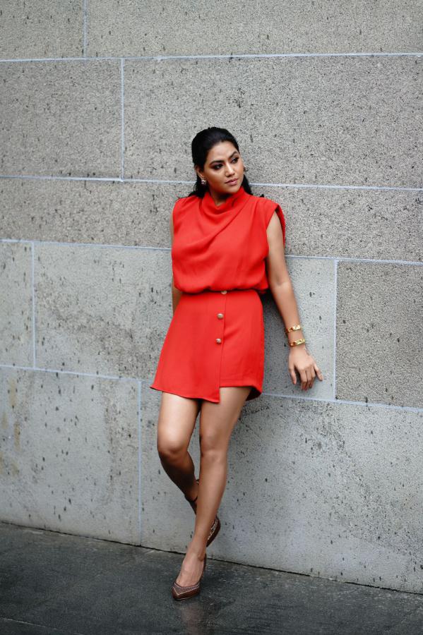 tanya-desai-stills-2.jpg
