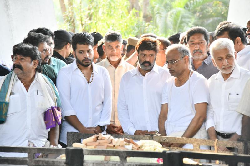tarakaratna-last-journey-14.jpg