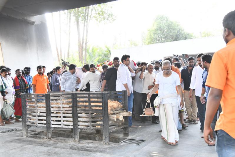 tarakaratna-last-journey-7.jpg