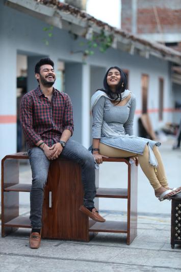 telisinavaallu-movie-stills-2.jpg