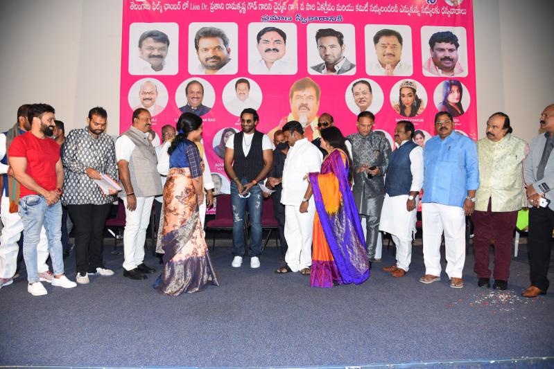 tfcc-new-elected-body-press-meet-7.jpg