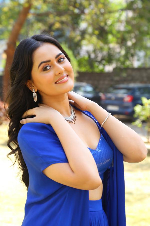 thanvi-negi-stills-16.jpg
